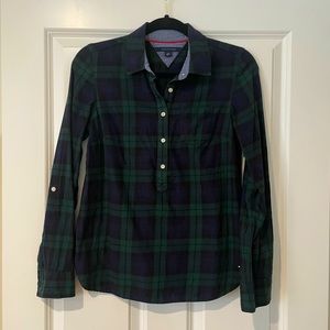 Tommy Hilfiger Green Blue Plaid Flannel Size Small